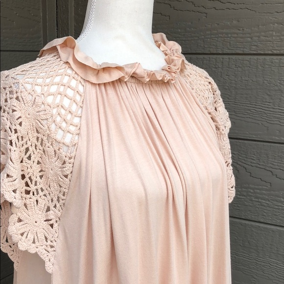 Wishlist Crochet Sleeve Top - Picture 2 of 4